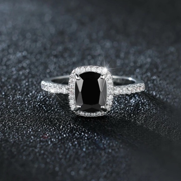 Jewelry - WEDDING RING